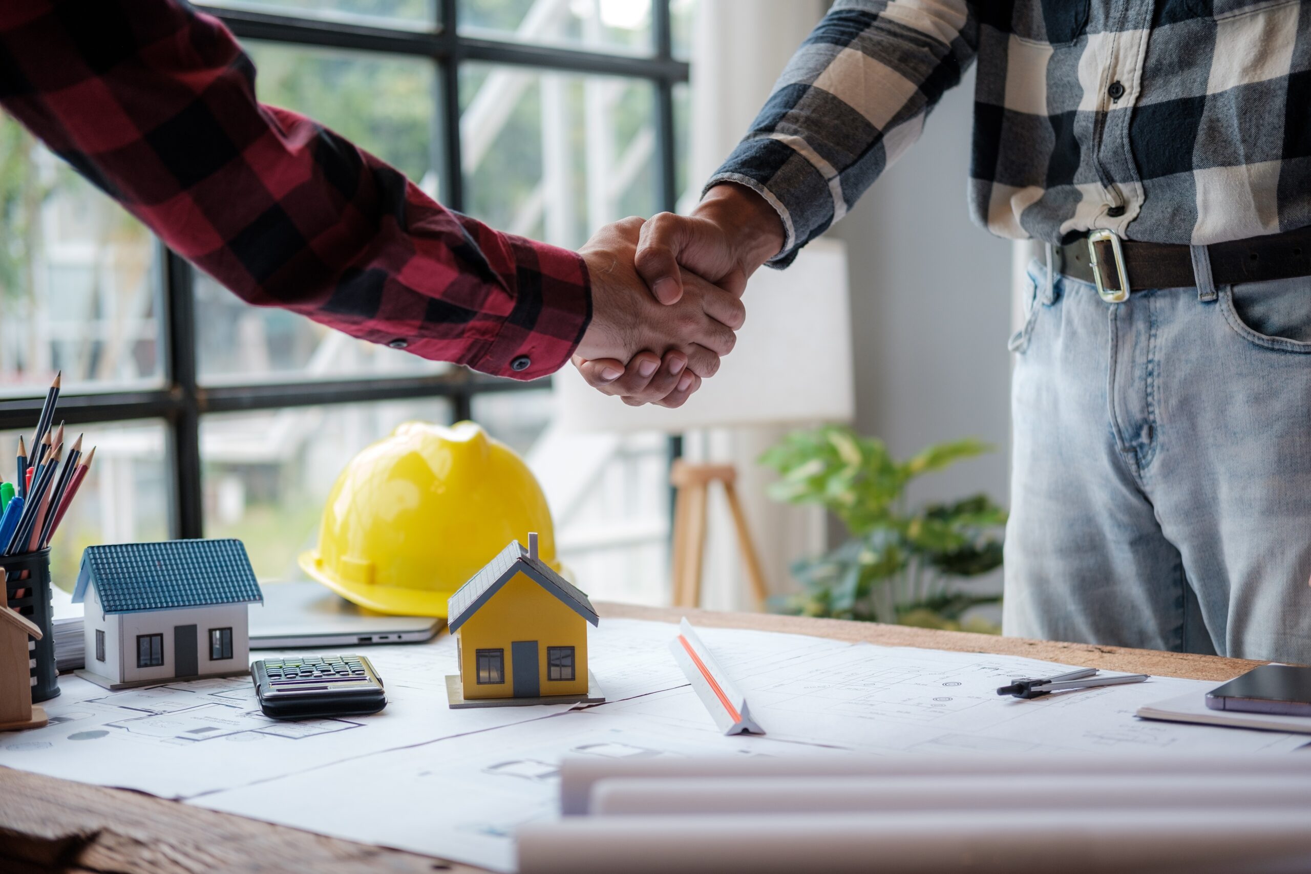 business-agreement-reached-between-two-building